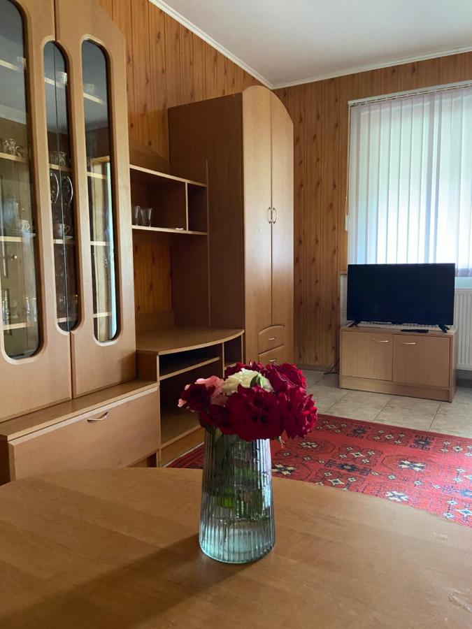 Constancia Hotel Kamianets-Podilskyi Luaran gambar