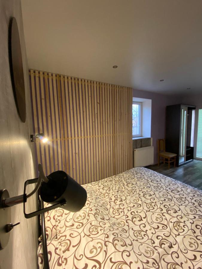 Constancia Hotel Kamianets-Podilskyi Luaran gambar