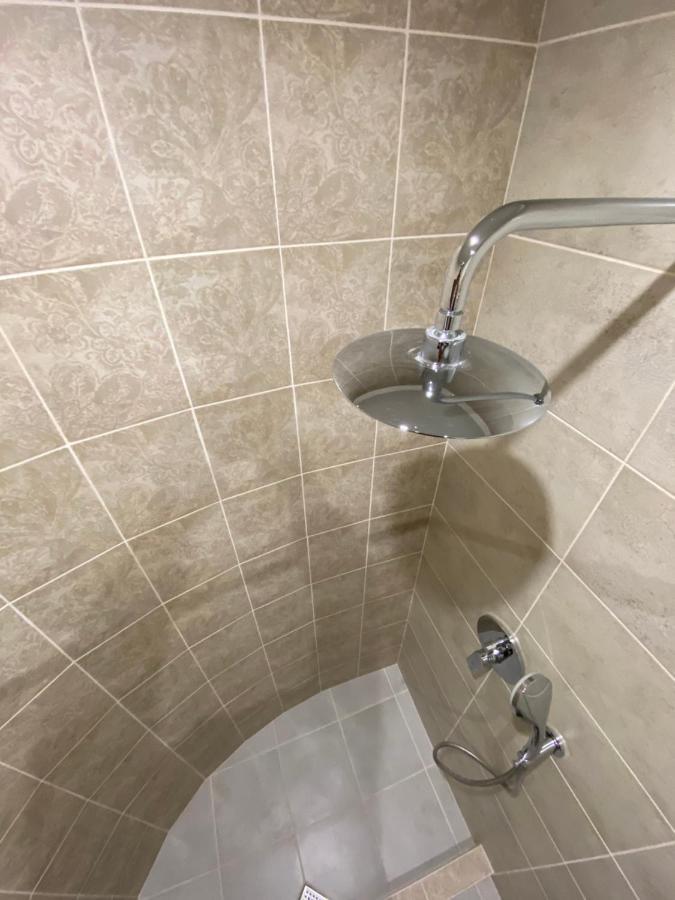Constancia Hotel Kamianets-Podilskyi Luaran gambar