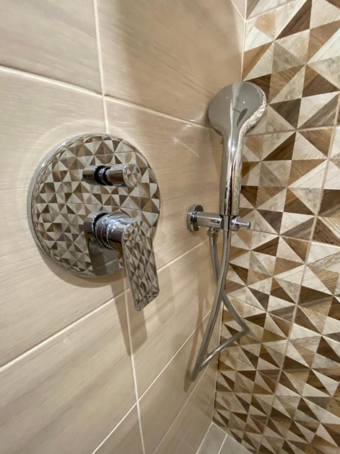 Constancia Hotel Kamianets-Podilskyi Luaran gambar