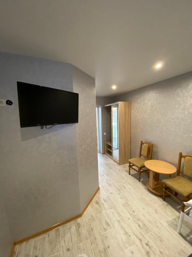 Constancia Hotel Kamianets-Podilskyi Luaran gambar