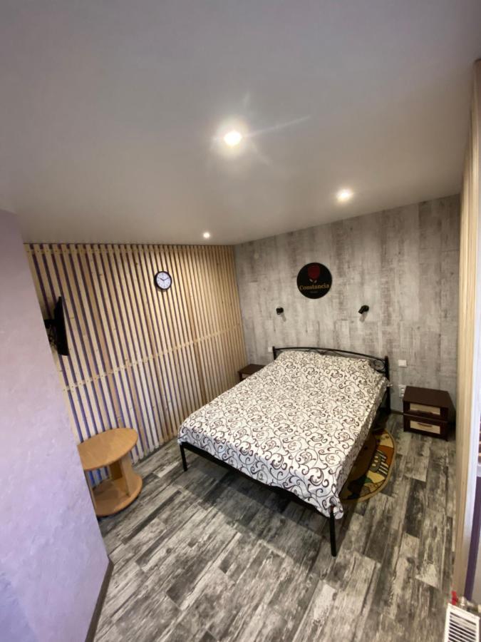 Constancia Hotel Kamianets-Podilskyi Luaran gambar